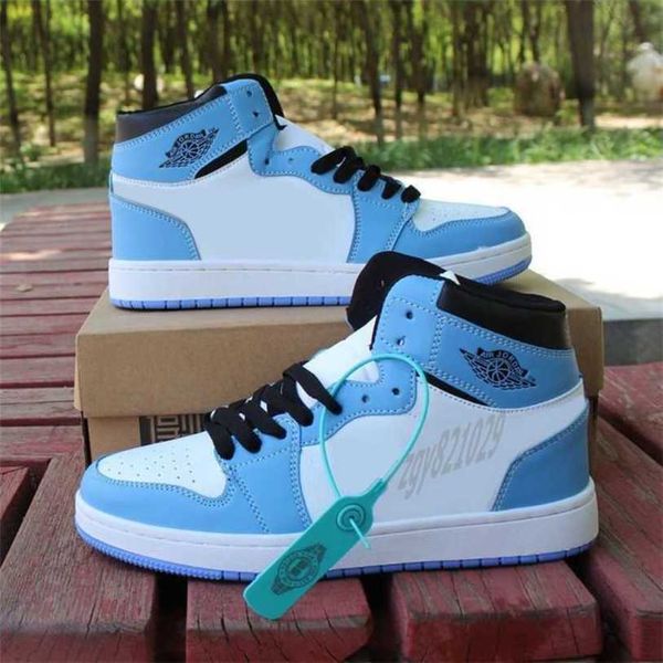 high royal patent bred 1s 1 basketball shoes university blue bordeaux dark mocha pollen light smoke grey twist black white unc men women sne
high royal patent bred 1s 1 basketball shoes university blue bordeaux dark mocha pollen light smoke grey twist black white unc men women sne