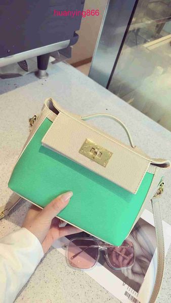 bags designer for herms's woman 2022 spring milk cowhide panel canvas contrast color women's one shoulder mini crossb ybn3
bags designer for herms's woman 2022 spring milk cowhide panel canvas contrast color women's one shoulder mini crossb ybn3