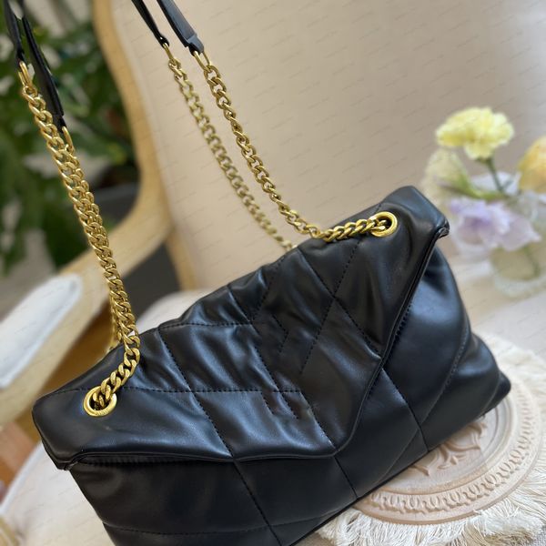 classic bags shape flaps chain bag luxury designers lady fashion handbags women shoulder handbag clutch tote messenger evening shopping purs
classic bags shape flaps chain bag luxury designers lady fashion handbags women shoulder handbag clutch tote messenger evening shopping purs