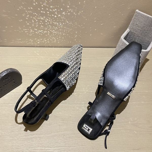 luxury brand slipper g g sandals est heels women shoes designer sandals heel height sandal flat shoe glass drill, Black
luxury brand slipper g g sandals est heels women shoes designer sandals heel height sandal flat shoe glass drill, Black