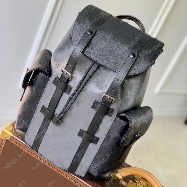 10a fashion clamshell backpack men's small luxury designer button pull rope genuine leather hiking bag travel bag m46331
10a fashion clamshell backpack men's small luxury designer button pull rope genuine leather hiking bag travel bag m46331