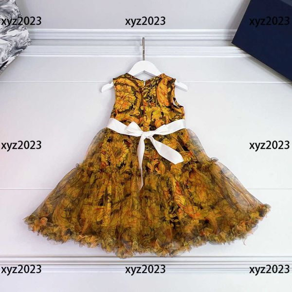 luxury girl clothing kids skirt baby summer dress new product polyester material dress cotton lining size 110-160 cm, Red;yellow
luxury girl clothing kids skirt baby summer dress new product polyester material dress cotton lining size 110-160 cm, Red;yellow
