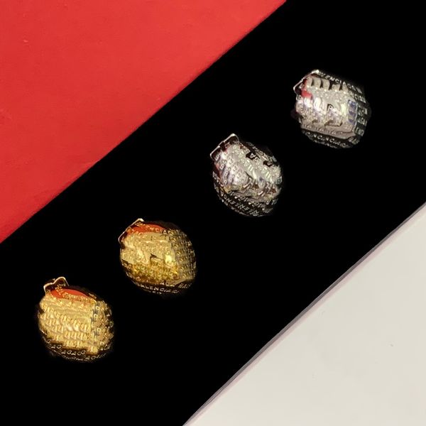 designer jewelry women earring studs new unique shaped brand b letters pendant with logo shiny non-fading chandelier earrings bbe3 --05 clas, Golden;silver
designer jewelry women earring studs new unique shaped brand b letters pendant with logo shiny non-fading chandelier earrings bbe3 --05 clas, Golden;silver