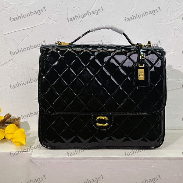 22ss classic clamshell portable diagonal span bag shoulder bag patent leather quilted gold metal pad chain cross shoulder large capacity lux
22ss classic clamshell portable diagonal span bag shoulder bag patent leather quilted gold metal pad chain cross shoulder large capacity lux