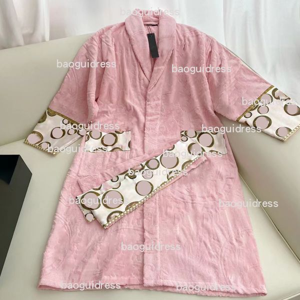 2023 designers men's plus size underwear robes women's fashion bathrobe casual beach clothes luxurys letter shirt baroque dress im
2023 designers men's plus size underwear robes women's fashion bathrobe casual beach clothes luxurys letter shirt baroque dress im