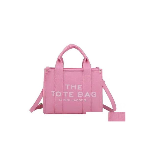other bags dupe cosmetic designer handbag fashion mticolor trend star with the same style messenger bag size drop delivery lage acces dh0bl, Black;red
other bags dupe cosmetic designer handbag fashion mticolor trend star with the same style messenger bag size drop delivery lage acces dh0bl, Black;red