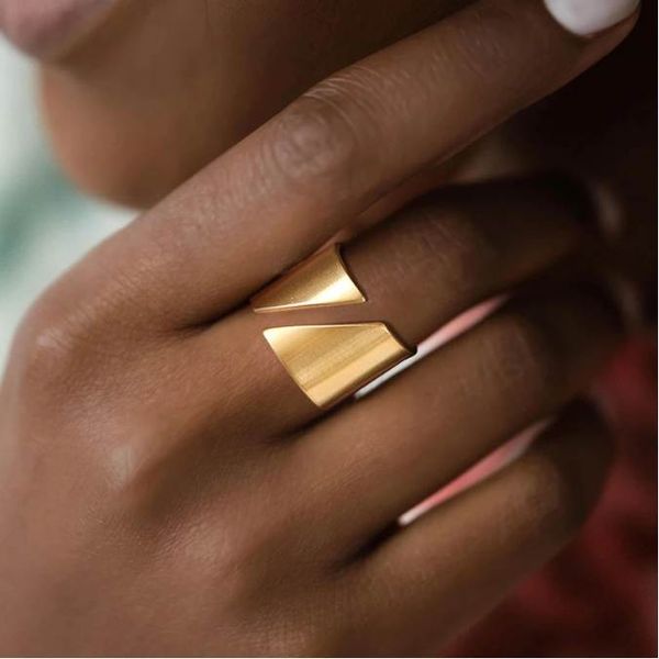 stainless steel modern wrap wide ring for women geometric finger statement ring party layered chic jewelry, Golden;silver
stainless steel modern wrap wide ring for women geometric finger statement ring party layered chic jewelry, Golden;silver