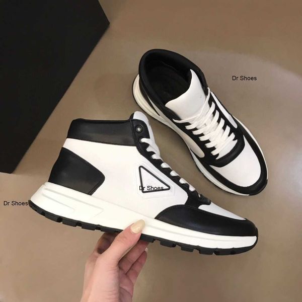 sneakers shoes outdoor trainers fashion brand re-nylon brushed leather men technical triangle rubber lug sole casual luxury prax 01, Black
sneakers shoes outdoor trainers fashion brand re-nylon brushed leather men technical triangle rubber lug sole casual luxury prax 01, Black