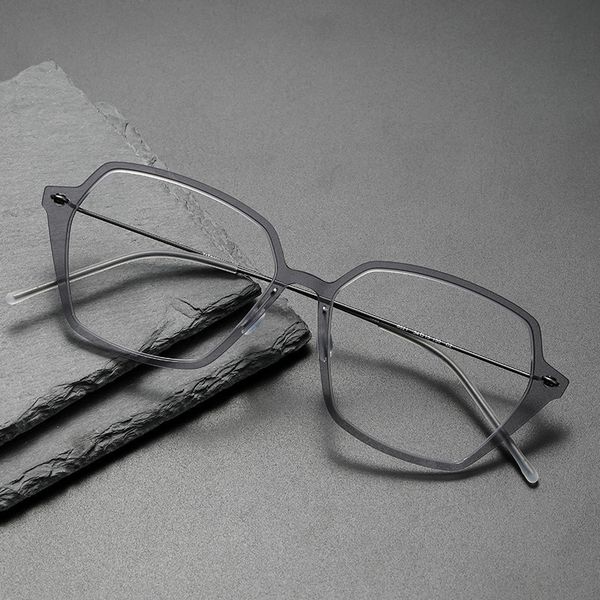 polygon glasses frame linde pure titanium ultralight 6621 fashion men's and women's star models prescription glasses without screw, Silver
polygon glasses frame linde pure titanium ultralight 6621 fashion men's and women's star models prescription glasses without screw, Silver