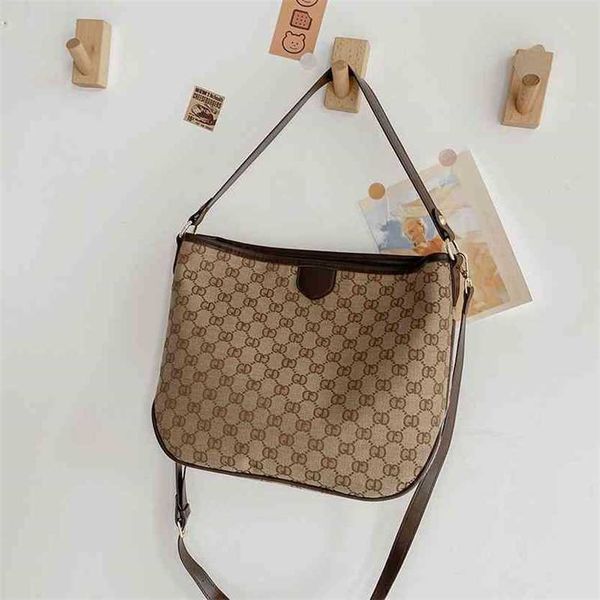 handbag handbag capacity texture underarm summer simple big single shoulder factory direct sales 70% off, Black
handbag handbag capacity texture underarm summer simple big single shoulder factory direct sales 70% off, Black
