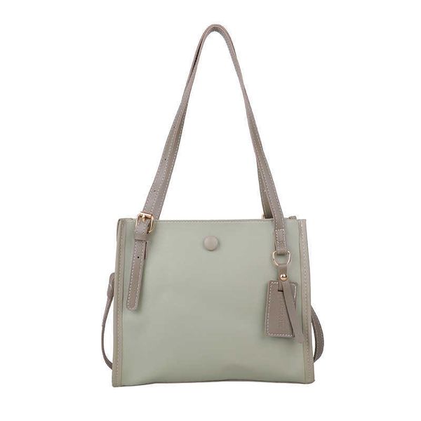large capacity handbags for women fashion shoulder bags pu leather underarm crossbody bags contrasting colors texture tote bags 230308
large capacity handbags for women fashion shoulder bags pu leather underarm crossbody bags contrasting colors texture tote bags 230308