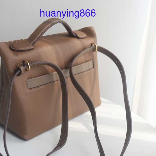 designer herms's bags for woman simple lock buckle leather small capacity mini 2424 cattle multi-function messenger zzef
designer herms's bags for woman simple lock buckle leather small capacity mini 2424 cattle multi-function messenger zzef