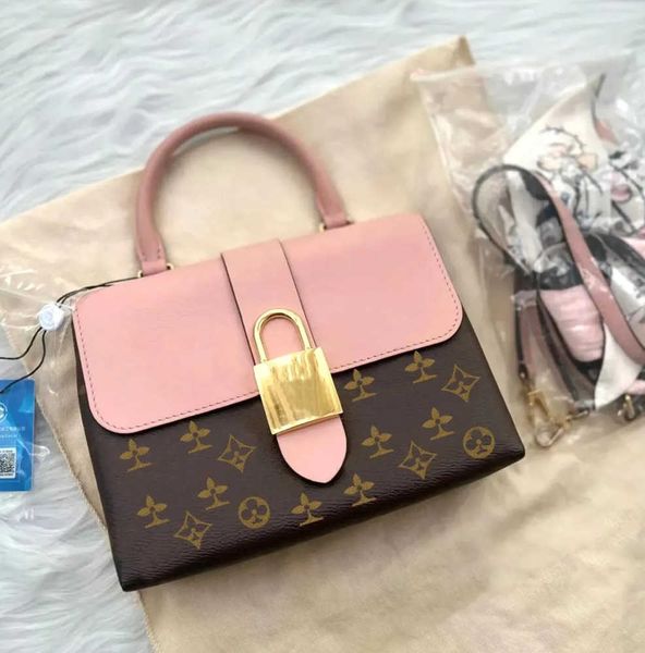 briefcases luxury brand designer tote bag women metal lock genuine leather clutch bags lvs women fashion printed pattern cross body shoulder
briefcases luxury brand designer tote bag women metal lock genuine leather clutch bags lvs women fashion printed pattern cross body shoulder