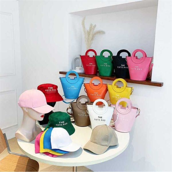 handbag 2023 fashion women's bag leather quality handbag fashionable commuting business bucket style fashion shoulder messenger bag
handbag 2023 fashion women's bag leather quality handbag fashionable commuting business bucket style fashion shoulder messenger bag