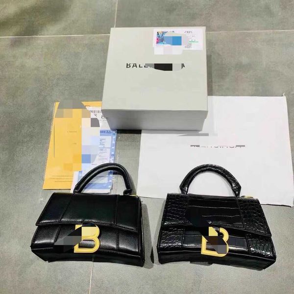 designer balencigas women bag for women's summer 2023 new fashion design for small crowd single-shoulder messenger handbag hourglass ba
designer balencigas women bag for women's summer 2023 new fashion design for small crowd single-shoulder messenger handbag hourglass ba