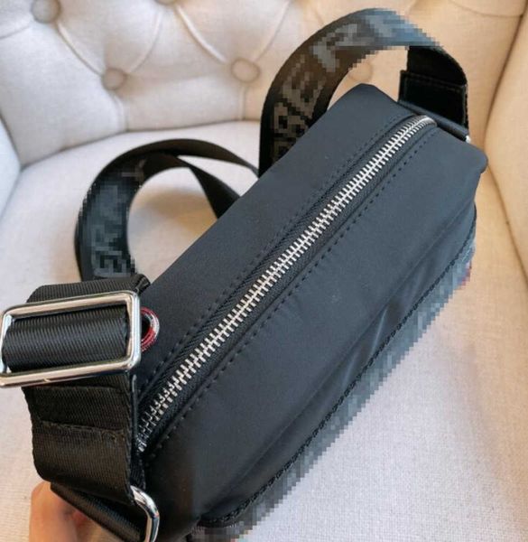 evening bags 2023 winter design chest men's and women's handbag purse full color cute messenger bag shoulder bag size 23cm
evening bags 2023 winter design chest men's and women's handbag purse full color cute messenger bag shoulder bag size 23cm