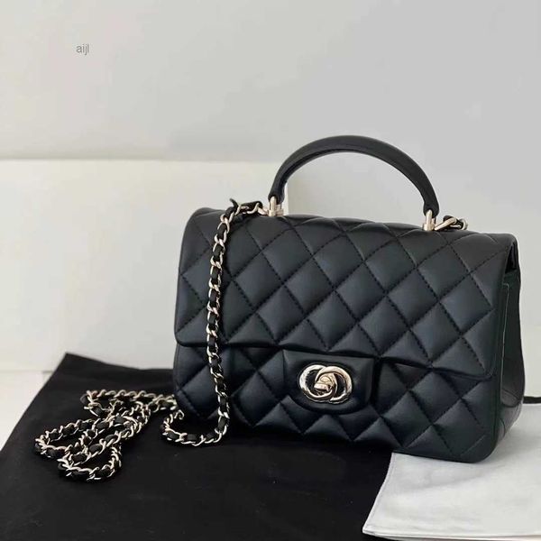 designer cross body bag luxury fashion leather messenger shoulder handbag composite shopping plaid two letters
designer cross body bag luxury fashion leather messenger shoulder handbag composite shopping plaid two letters
