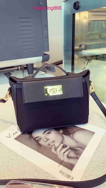 herms's bags for designer woman 2022 spring milk cowhide panel canvas contrast color women's one shoulder mini crossb xx4r
herms's bags for designer woman 2022 spring milk cowhide panel canvas contrast color women's one shoulder mini crossb xx4r