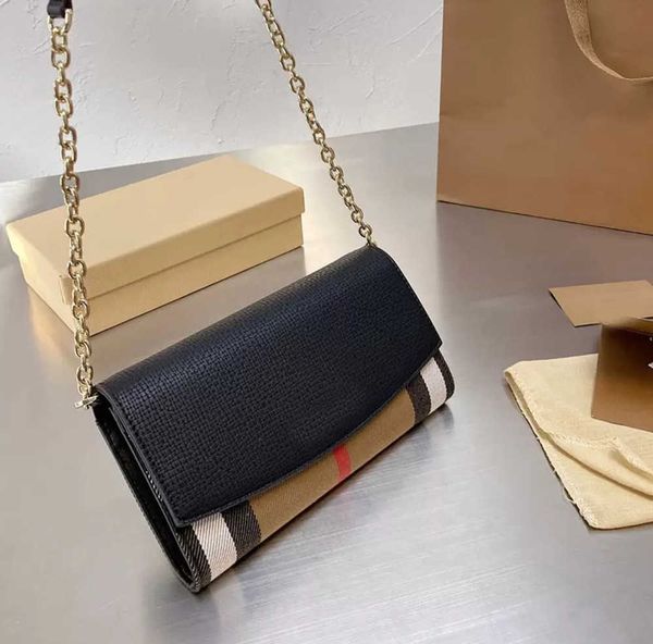 briefcases luxury classic chain bag ladies striped flip messenger designers bags coin card design wallet practical and durable light purse b
briefcases luxury classic chain bag ladies striped flip messenger designers bags coin card design wallet practical and durable light purse b