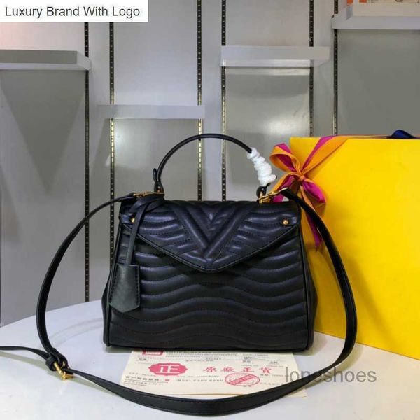 l bag handbags evening bags wavy quilting shoulder bag women handbag purse crossbody bags cowhide handle detachable belt gold internal parti, Black
l bag handbags evening bags wavy quilting shoulder bag women handbag purse crossbody bags cowhide handle detachable belt gold internal parti, Black