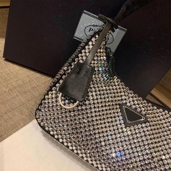 2021 luxury designer ladies handbag leather underarm bag reedition 2000 handhold bag wallet hobo vsuajwl84675232s
2021 luxury designer ladies handbag leather underarm bag reedition 2000 handhold bag wallet hobo vsuajwl84675232s