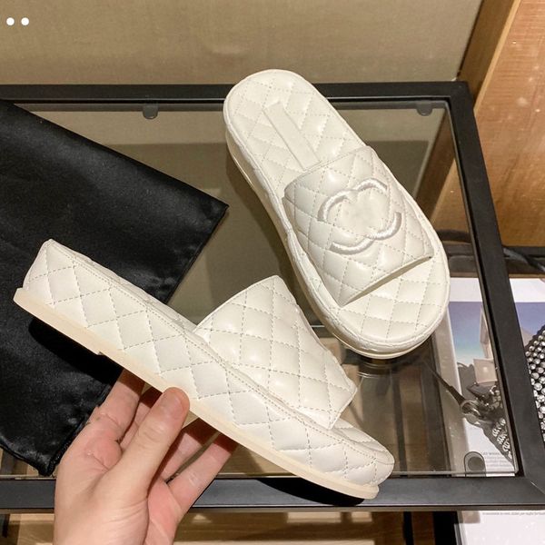 designer ladies summer sandals beach slippers flat thick sole sandals bathroom home shoes black hole safflower comfortable atmosphere size:3
designer ladies summer sandals beach slippers flat thick sole sandals bathroom home shoes black hole safflower comfortable atmosphere size:3