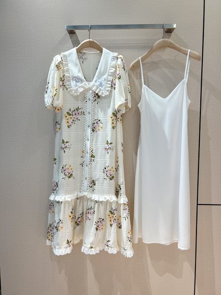 new recommended dress retro style large lapel with embroidered lace, Black;gray