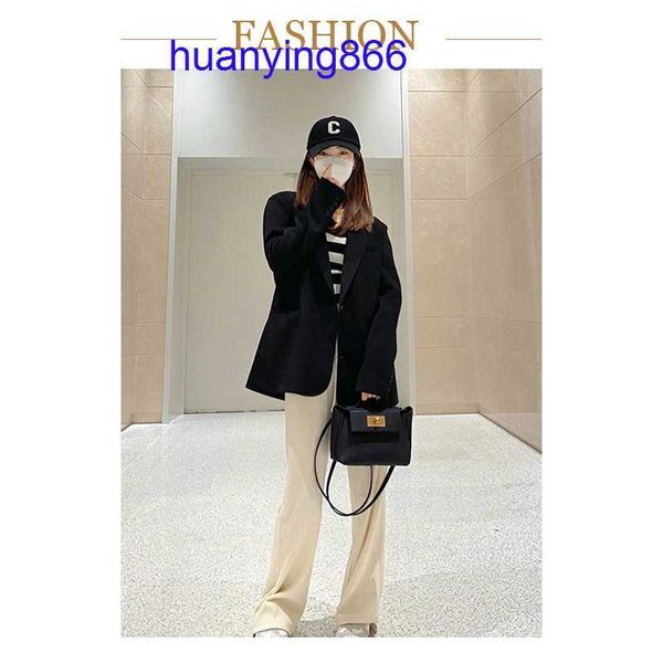 for designer herms's bags woman leather layer cow 2424 kelys's lock buckle single shoulder diagonal cross shoulders large capa
for designer herms's bags woman leather layer cow 2424 kelys's lock buckle single shoulder diagonal cross shoulders large capa