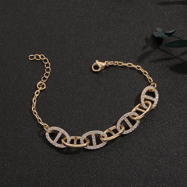 bracelets hand jewelry geometric micro inlaid zircon bracelet women's creative bracelet jewelry, Black
bracelets hand jewelry geometric micro inlaid zircon bracelet women's creative bracelet jewelry, Black