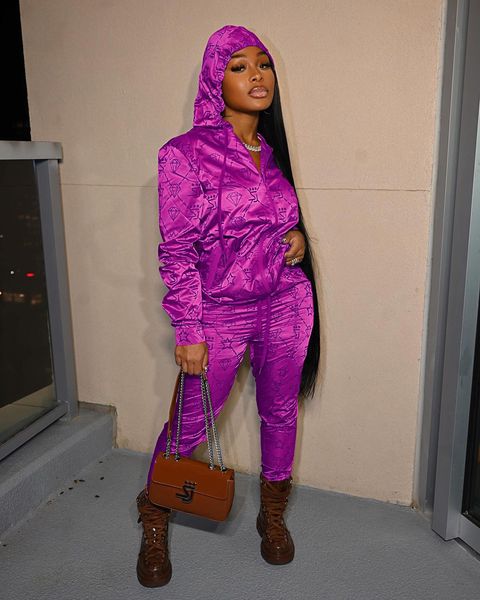 women s two piece pants european and american women s fashion casual letters hat reflective satin indiana sports suit women 230311, White
women s two piece pants european and american women s fashion casual letters hat reflective satin indiana sports suit women 230311, White