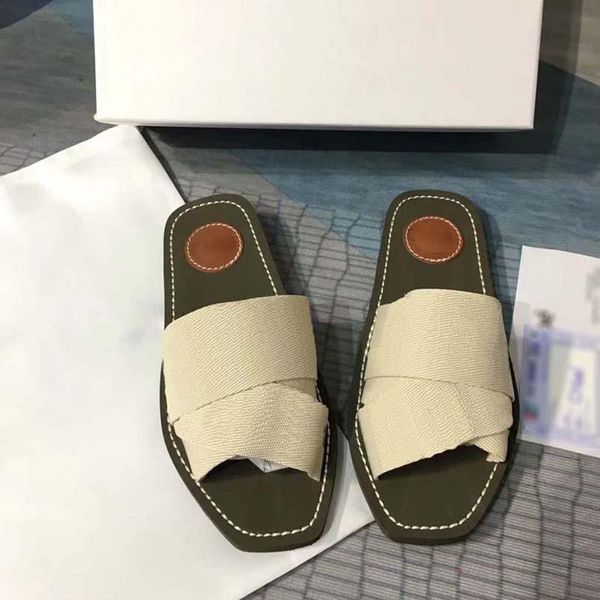 pantoufle quality slippers summer rubber sandals beach slide fashion scuffs indoor shoes size eur 35-42, Black
pantoufle quality slippers summer rubber sandals beach slide fashion scuffs indoor shoes size eur 35-42, Black