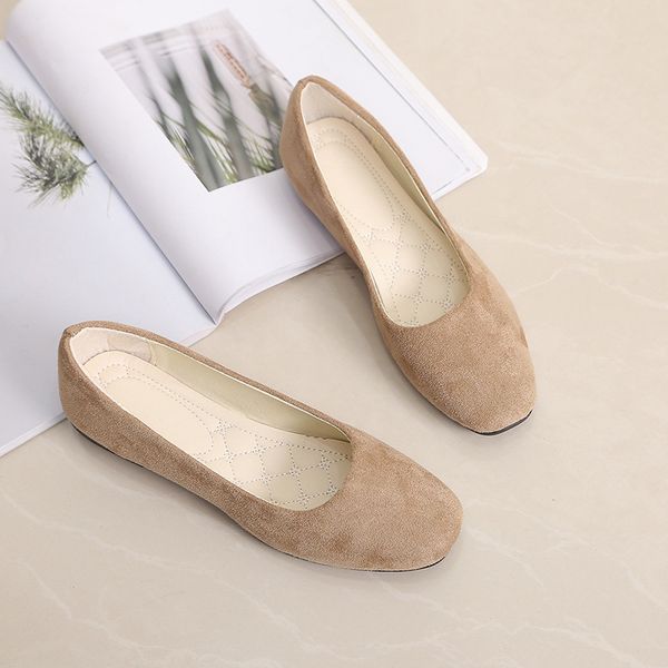 2023 new fashion square slippers head single shoes fashion flat women's suede shallow mouth single shoes women's shoes 01, Black
2023 new fashion square slippers head single shoes fashion flat women's suede shallow mouth single shoes women's shoes 01, Black