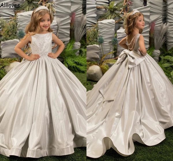 glossy ivory sequined flower girl dresses jewel neck bow puff princess ball gowns for wedding birthday party sweep train little girls toddld, White;blue
glossy ivory sequined flower girl dresses jewel neck bow puff princess ball gowns for wedding birthday party sweep train little girls toddld, White;blue