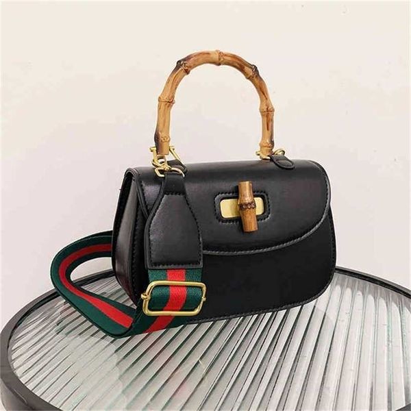 handbag 2023 fashion women's bag leather quality handbag women's spring minority portable shoulder diagonal span simple small squa
handbag 2023 fashion women's bag leather quality handbag women's spring minority portable shoulder diagonal span simple small squa