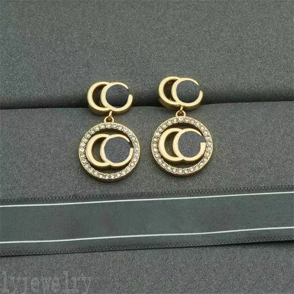 womens stud designer earrings for teen girls trendy tiktok metal small rhinestone retro bangle letters shape orecchini luxury jewelry diamon, Golden;silver
womens stud designer earrings for teen girls trendy tiktok metal small rhinestone retro bangle letters shape orecchini luxury jewelry diamon, Golden;silver