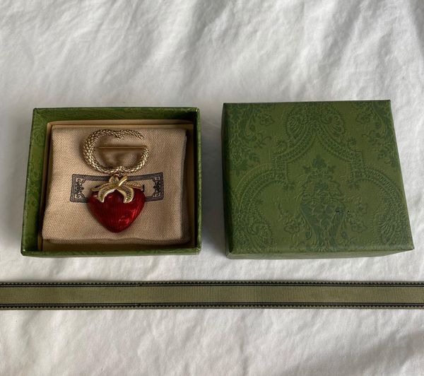brooch pins gold strawberry enamel diamond flower letter g brooches dress business suit brooches for women fashion jewelry with bo2882786, Gray
brooch pins gold strawberry enamel diamond flower letter g brooches dress business suit brooches for women fashion jewelry with bo2882786, Gray
