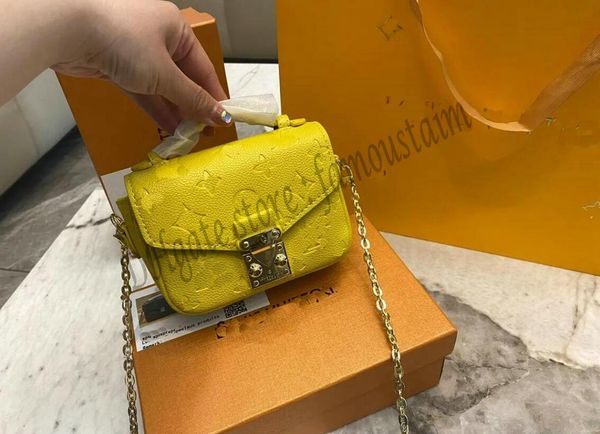 designers women bag tote purse micro luis metiss embossed monograms mini luxury lockme crossbody shoulder chain v bags genuine leather luxur
designers women bag tote purse micro luis metiss embossed monograms mini luxury lockme crossbody shoulder chain v bags genuine leather luxur