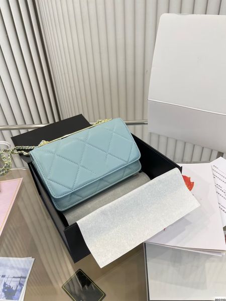 cc bag luxury brand shoulder bags metal lettering chrome plated luxury designer shoulder bag diamond lattice leather quiet mini versatile cr
cc bag luxury brand shoulder bags metal lettering chrome plated luxury designer shoulder bag diamond lattice leather quiet mini versatile cr