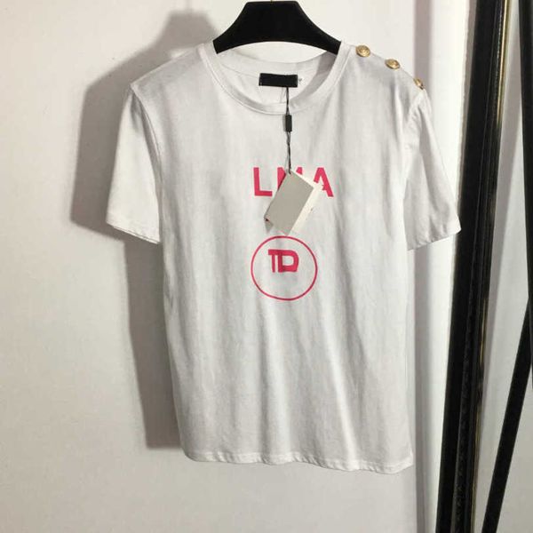 23ss brand designer short sleeve t-shirt women lion head shoulder buckle letter print t-shirts pure cotton round neck fashion womens clothes, White
23ss brand designer short sleeve t-shirt women lion head shoulder buckle letter print t-shirts pure cotton round neck fashion womens clothes, White