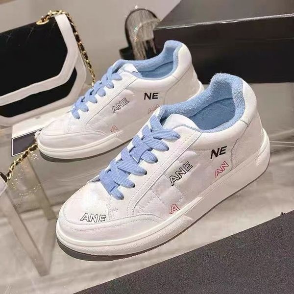 casual shoes designer women sheepskin embroidered sports sneakers luxury platform sneaker, Black
casual shoes designer women sheepskin embroidered sports sneakers luxury platform sneaker, Black