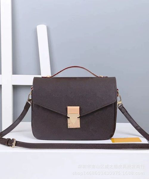 2022 new women's bag, postman, classic and versatile, popular one-shoulder portable messenger bag
2022 new women's bag, postman, classic and versatile, popular one-shoulder portable messenger bag