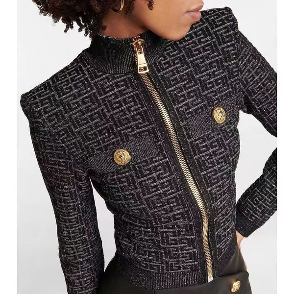 high-quality designer knitted cardigan women's jackets fashion zipper maze plaid jacquard embroidery slim-fit socialite temperament coa, Black;brown
high-quality designer knitted cardigan women's jackets fashion zipper maze plaid jacquard embroidery slim-fit socialite temperament coa, Black;brown