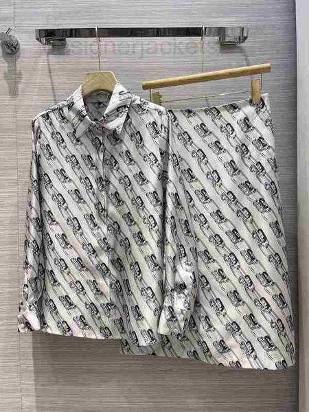 two piece dress designer new autumn winter lapel neck long sleeve shirts print and skirts brand same style 2 s sets women's v9km, White
two piece dress designer new autumn winter lapel neck long sleeve shirts print and skirts brand same style 2 s sets women's v9km, White