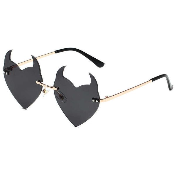 frameless sunglass halloween little devil funny alternative cute eyeglasses men women for catwalk party, White;black
frameless sunglass halloween little devil funny alternative cute eyeglasses men women for catwalk party, White;black