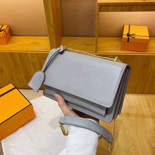 crossbody bags luxury mirror quality designer shoulder fashion messenger cross body wallets women classic female purses 230311
crossbody bags luxury mirror quality designer shoulder fashion messenger cross body wallets women classic female purses 230311