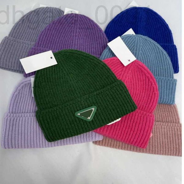 beakull caps designer fashion designer mens beanie winter hat solid color letter outdoor woman beanies bonnet man head warm cashmere knitted, Blue;gray
beakull caps designer fashion designer mens beanie winter hat solid color letter outdoor woman beanies bonnet man head warm cashmere knitted, Blue;gray