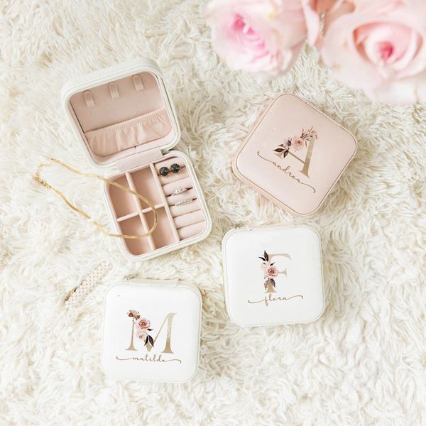 jewelry boxes zipper jewelry box personalized gifts leather travel jewelry case with name bridesmaid proposal jewellery holder for her 23031, Black;white
jewelry boxes zipper jewelry box personalized gifts leather travel jewelry case with name bridesmaid proposal jewellery holder for her 23031, Black;white