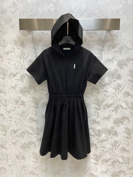 women dresses luxury brand chest letters embroidery hooded bare waist dresses hoodie fabric elastic waist fold design simple style maxiskit, Black;gray
women dresses luxury brand chest letters embroidery hooded bare waist dresses hoodie fabric elastic waist fold design simple style maxiskit, Black;gray