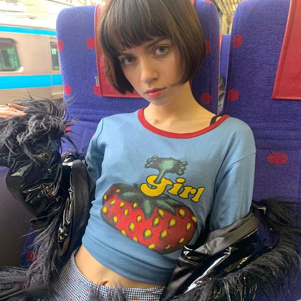 women's tshirt tshirt female retro blue stitching strawberry longsleeved women's short crop y2k harajuku kawaii 230311, White
women's tshirt tshirt female retro blue stitching strawberry longsleeved women's short crop y2k harajuku kawaii 230311, White