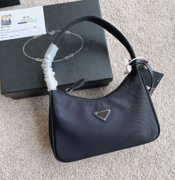 evening bags re-edition underarm clutch bag 2000 nylon leather shoulder bags women crossbody messenger handbag evening totes purse wholesale
evening bags re-edition underarm clutch bag 2000 nylon leather shoulder bags women crossbody messenger handbag evening totes purse wholesale
